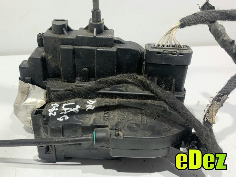 Broasca usa dreapta spate Renault Laguna 3 (2007-2010) 825000003R