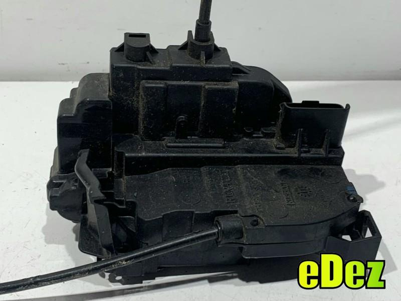 Broasca usa dreapta spate Renault Megane 3 (2008-2012) 825028873R