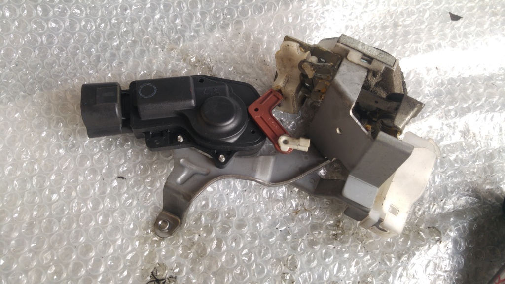 Broasca usa dreapta spate toyota aygo 1kr 2005-2012
