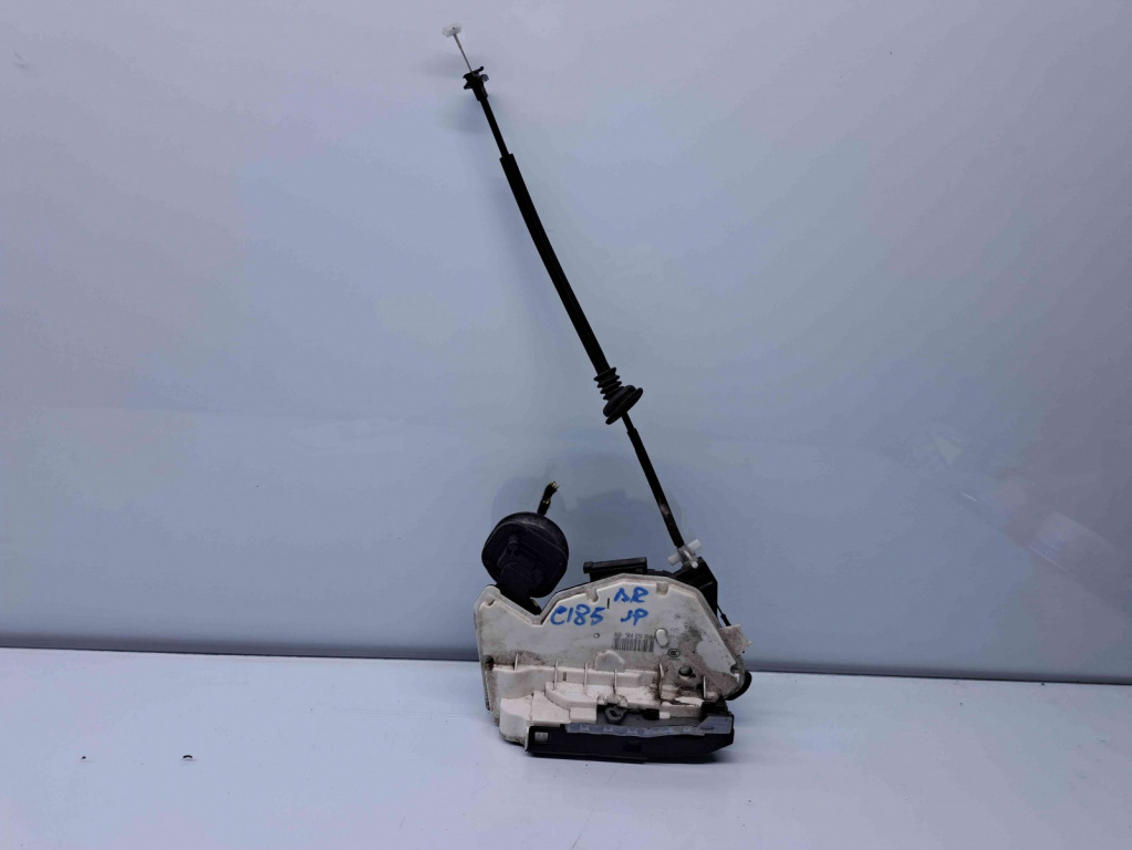 Broasca usa dreapta spate Volkswagen Golf 6 (5K1) GTD [Fabr 2009-2013] 5K4839016M