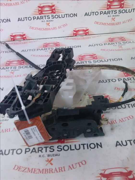 Broasca usa dreapta spate VOLKSWAGEN PASSAT B7