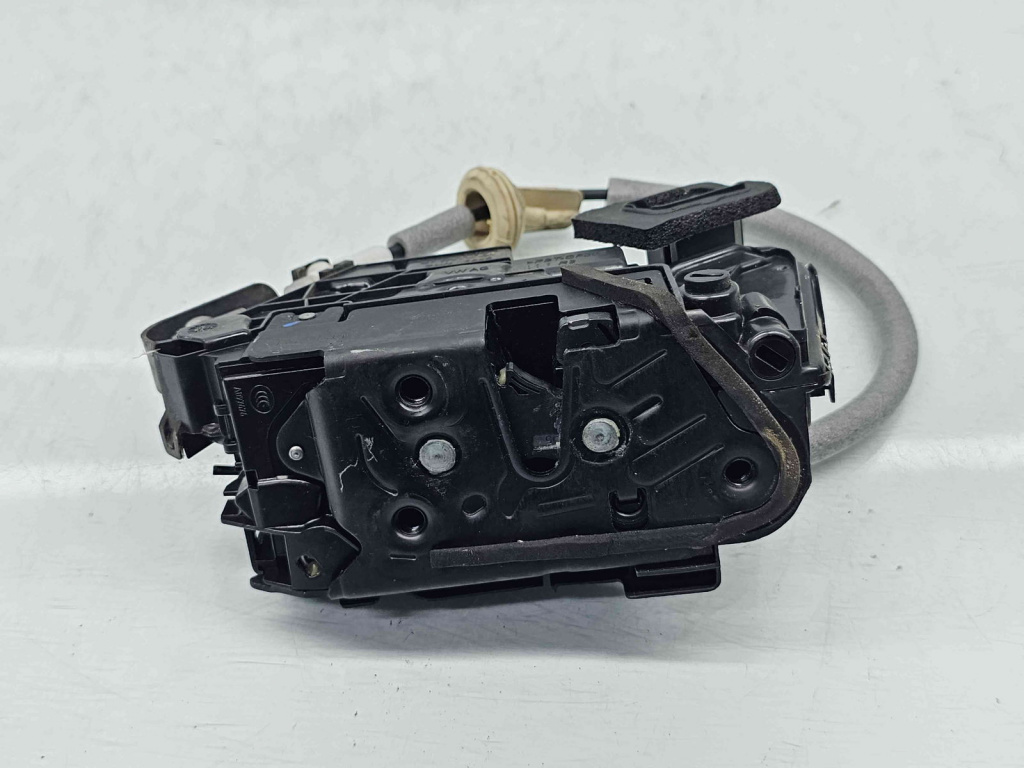 Broasca usa dreapta spate Volkswagen Passat B8 (3G2) [Fabr 2015-prezent] 5NA839016B