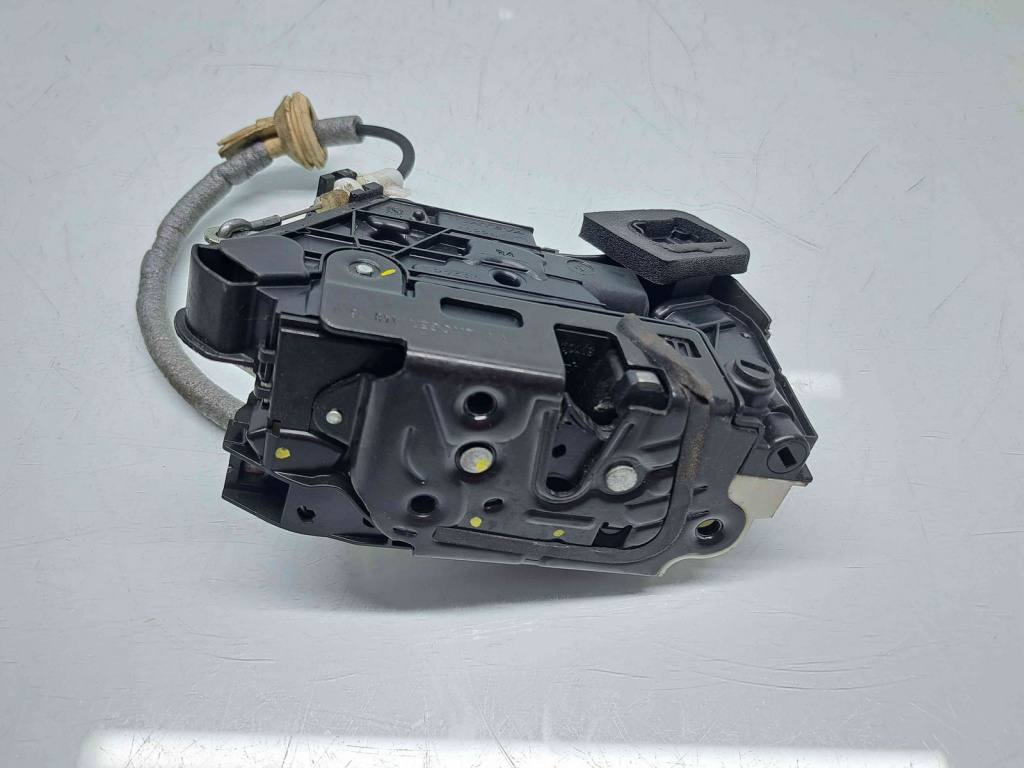 Broasca usa dreapta spate Volkswagen Passat B8 (3G2) [Fabr 2015-prezent] 5E0839016