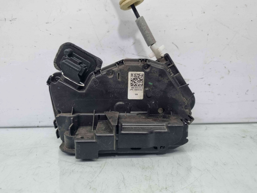 Broasca usa dreapta spate Volkswagen Passat B8 Variant (3G5) [Fabr 2015-prezent] 5NA839016B