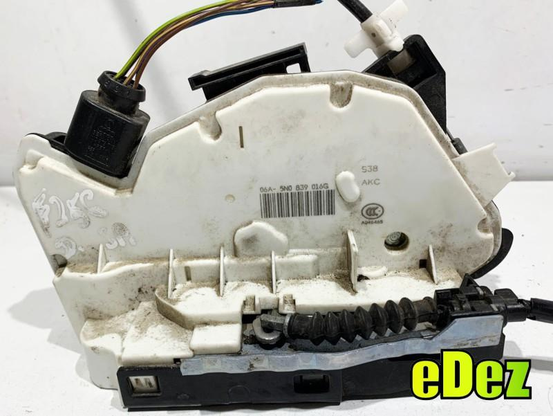 Broasca usa dreapta spate Volkswagen Passat CC facelift (2012-2016) 5N0839016G