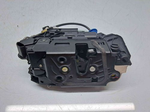 Broasca usa dreapta spate Volkswagen Passat CC (358) Facelift [Fabr 2012-2016] 5N0839016G