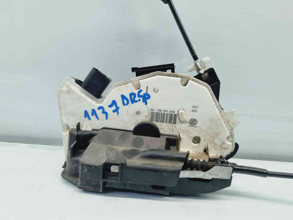 Broasca usa dreapta spate Volkswagen Tiguan (5N) [Fabr 2007-2016] 5N0839016G