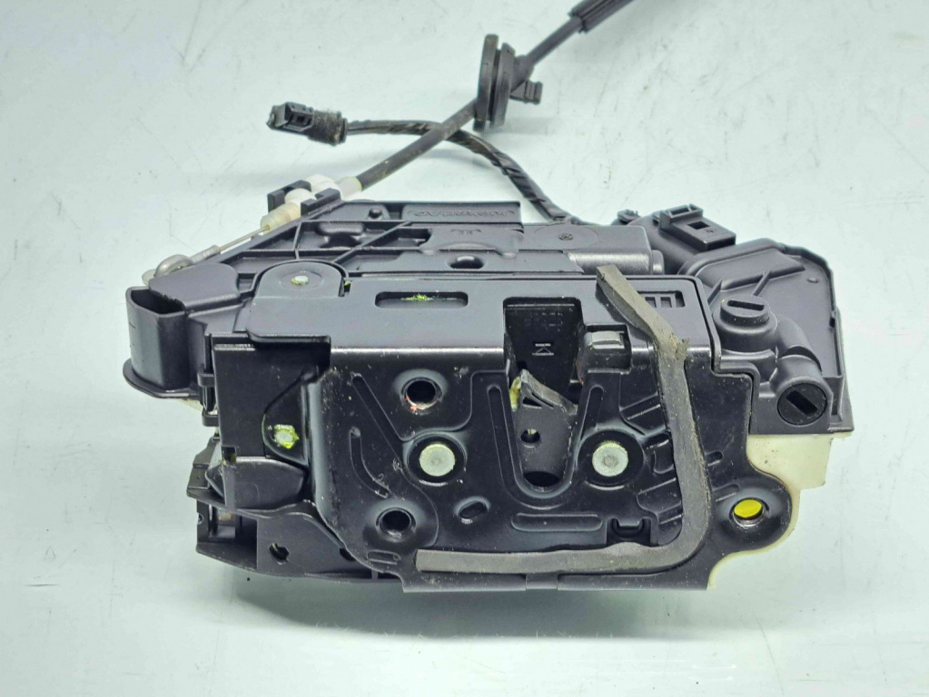 Broasca usa dreapta spate Volkswagen Tiguan (5N) [Fabr 2007-2016] 5N0839016G