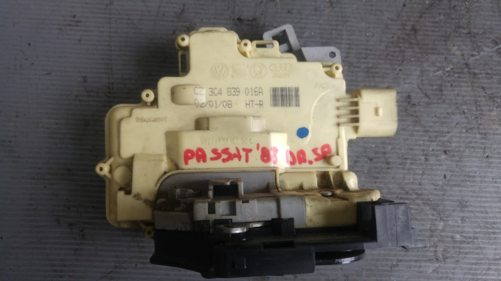 Broasca usa dreapta spate vw passat 3c 2008 3c4839016a