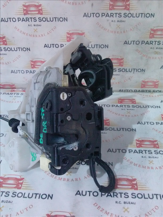 Broasca usa dreapta spate VW PASSAT B 6
