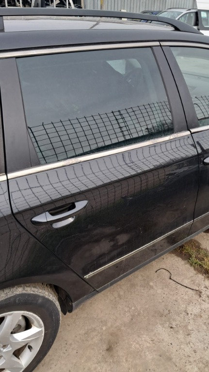 Broasca usa dreapta spate VW Passat B6 an 2007
