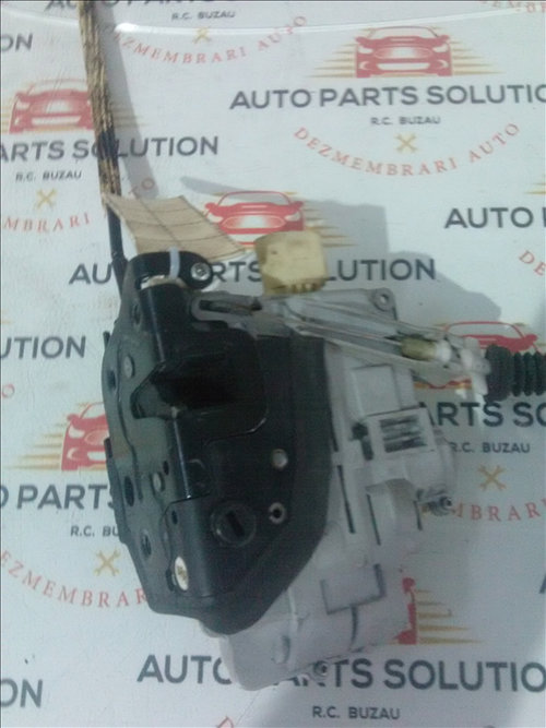 Broasca usa dreapta spate VW PASSAT B6
