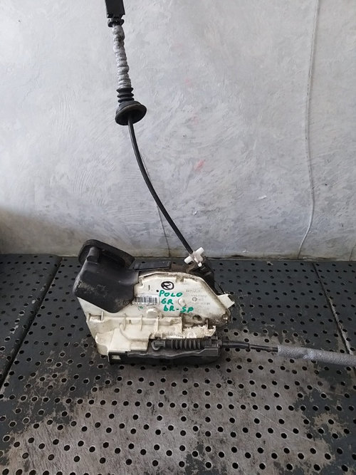 Broasca usa dreapta spate vw polo 6r 5k4839016f