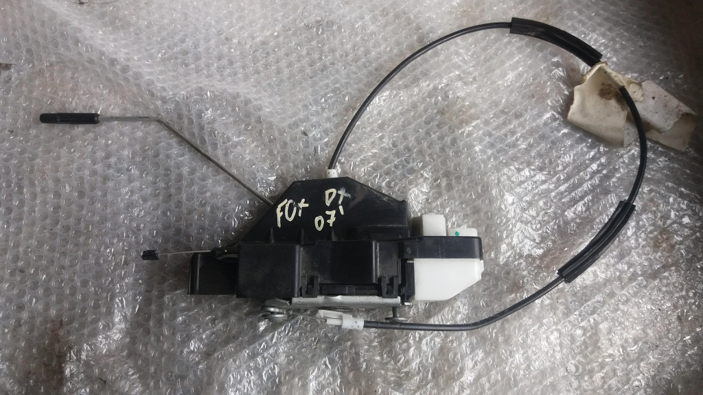 Broasca usa dreapta vw fox 5z3837014ac