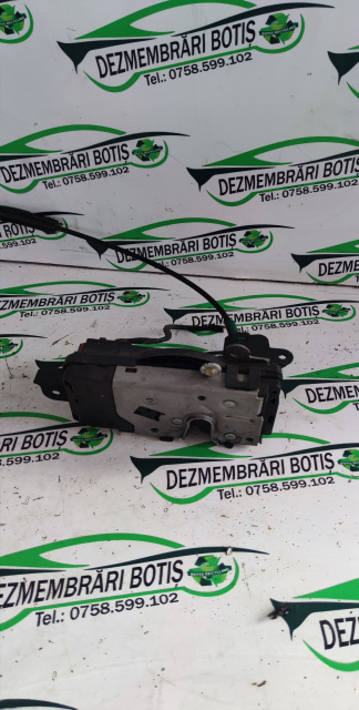 Broasca usa fata dreapta 13220368 Opel Astra H [2004 - 2007] Hatchback 1.7 ECO TEC