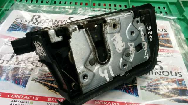 Broasca usa fata dreapta BMW E46 8253433 / V09208253433 / V0920