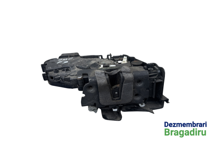 Broasca usa fata dreapta Cod: 6M2A-R21812-MC 6M2A-R21812-MC Ford Mondeo MK4 [2007 - 2010] Liftback 2.2 TDCi DPF MT (175 hp) MK4 (BA7)