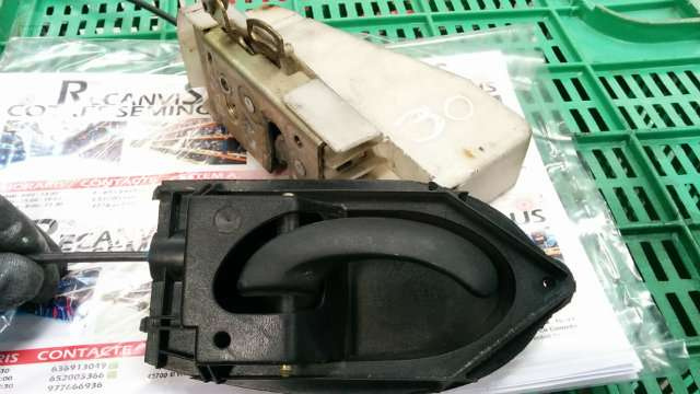 Broasca usa fata dreapta FORD KA 97KGB22600AF97KGB22600AF