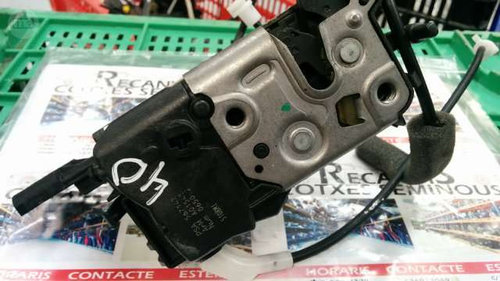 Broasca usa fata dreapta PEUGEOT 308 567147 / A01545 / 065002 / 5108MI567147 / A01545 / 065002 / 510...
