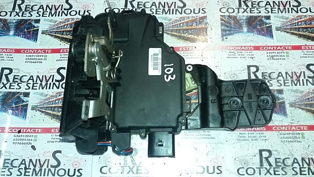 Broasca usa fata SEAT LEON 16AD 3B1 837016AD / 16AD3B1837016AD / 99262010116AD 3B1 837016AD / 16AD3B1837016AD / 992620101