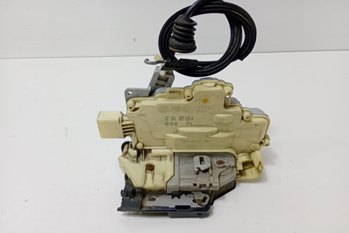 Broasca Usa Fata Stanga 3C1837015A Volkswagen VW Passat B6 [2005 - 2010]