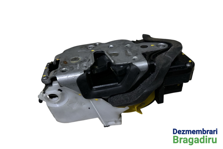 Broasca usa fata stanga Cod: 13579518 Opel Astra J [2009 - 2012] Sports Tourer wagon 1.7 CDTI MT (110 hp) A17DTR