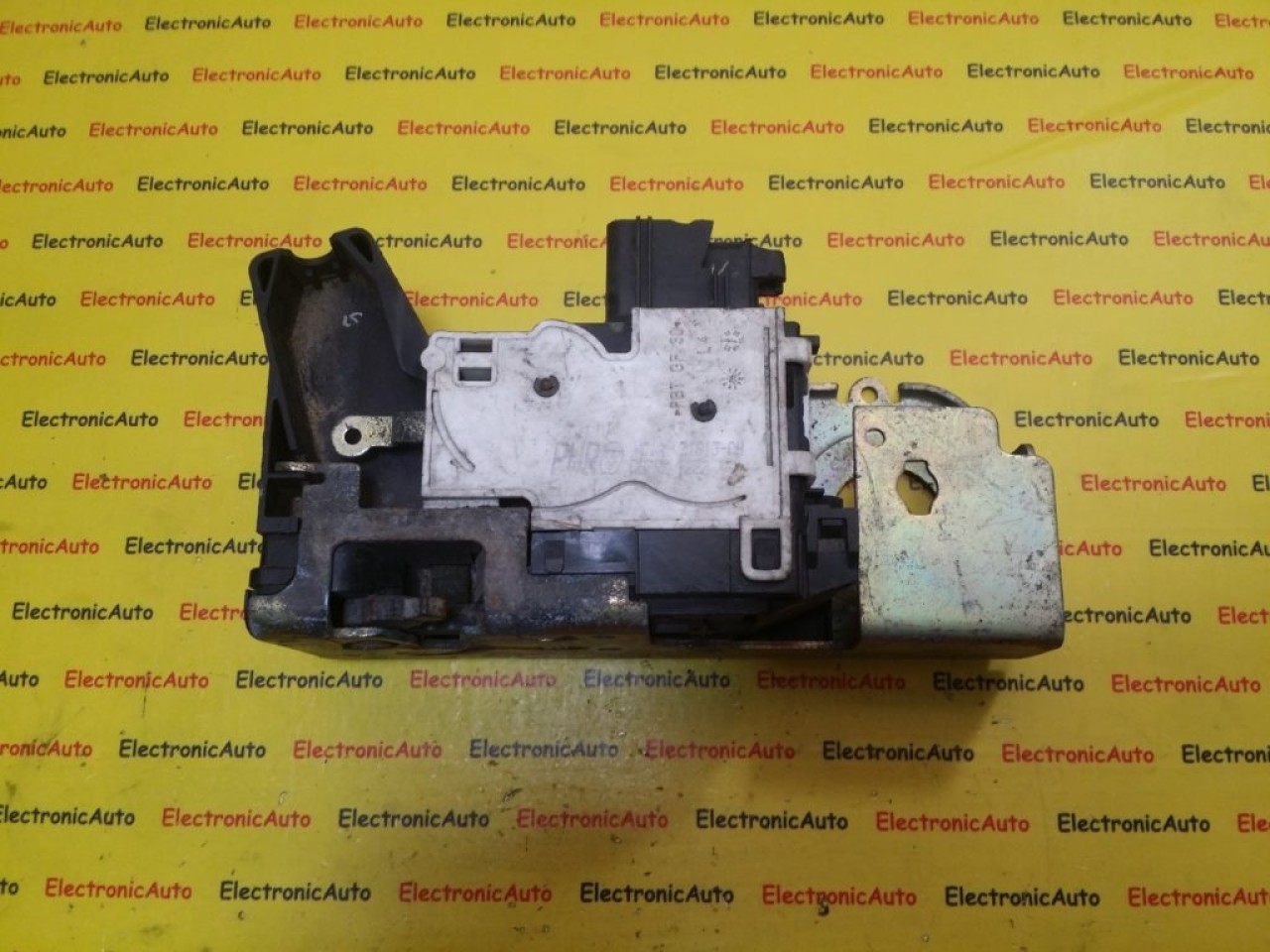 Broasca Usa Ford, YC1AV21813CH