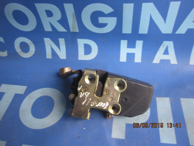 Broasca usa Jeep Cherokee 2006