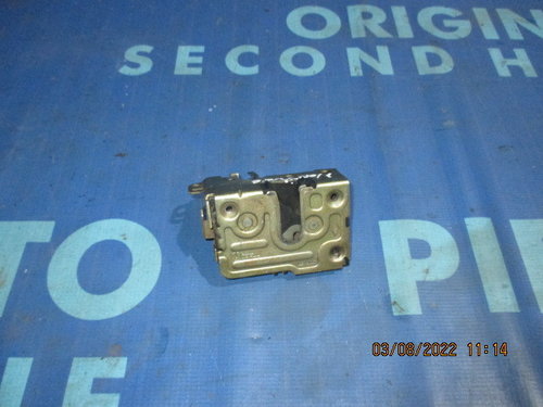 Broasca usa Opel Movano 2000 (fata)