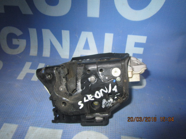 Broasca usa Seat Leon 2 ; 1P1837015 // 1P0839016