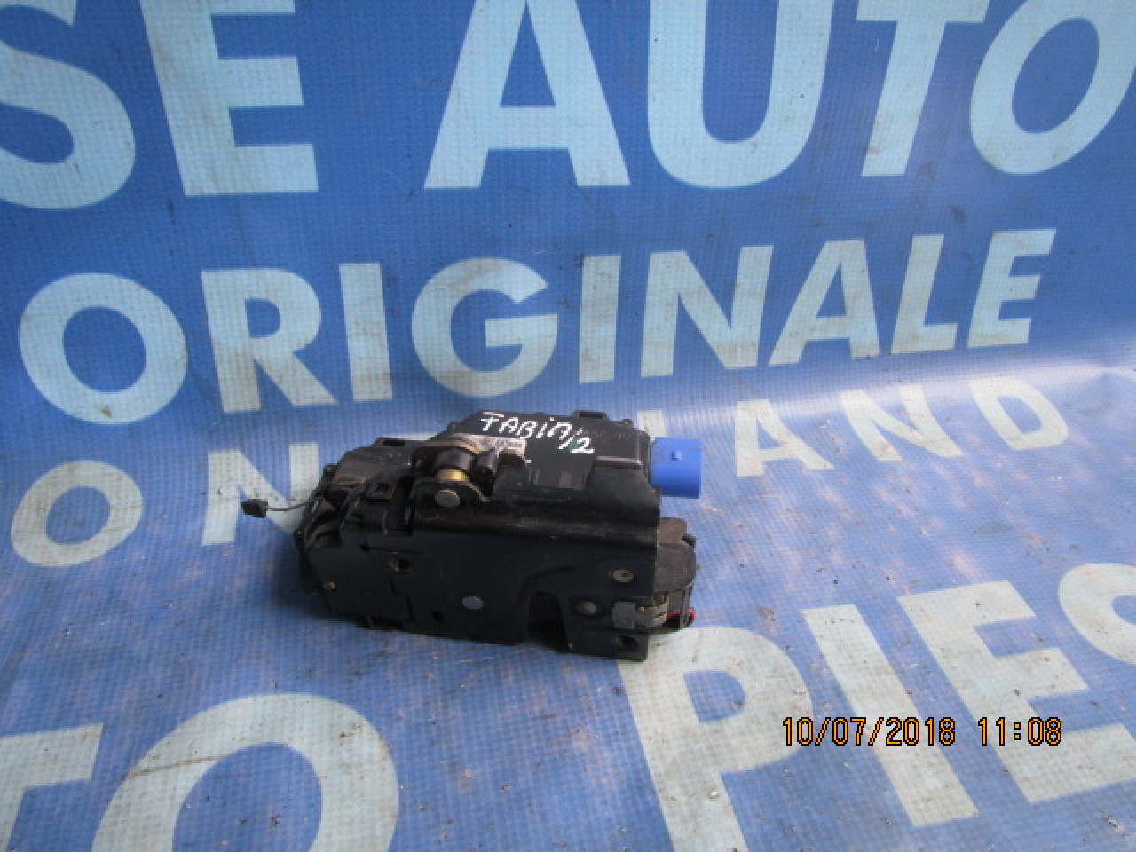 Broasca usa Skoda Fabia; 3B4839015 // 3B4839016