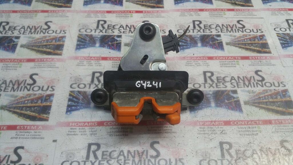 Broasca usa SKODA FABIA 6Y9 827 501K / 6Y9827501K6Y9 827 501K / 6Y9827501K