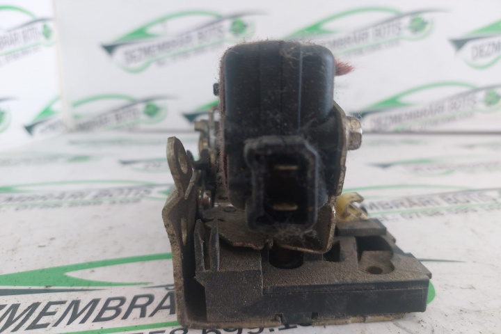 Broasca usa spate dreapta Dacia Logan [2004 - 2008] Sedan 1.4 MT (75 hp)