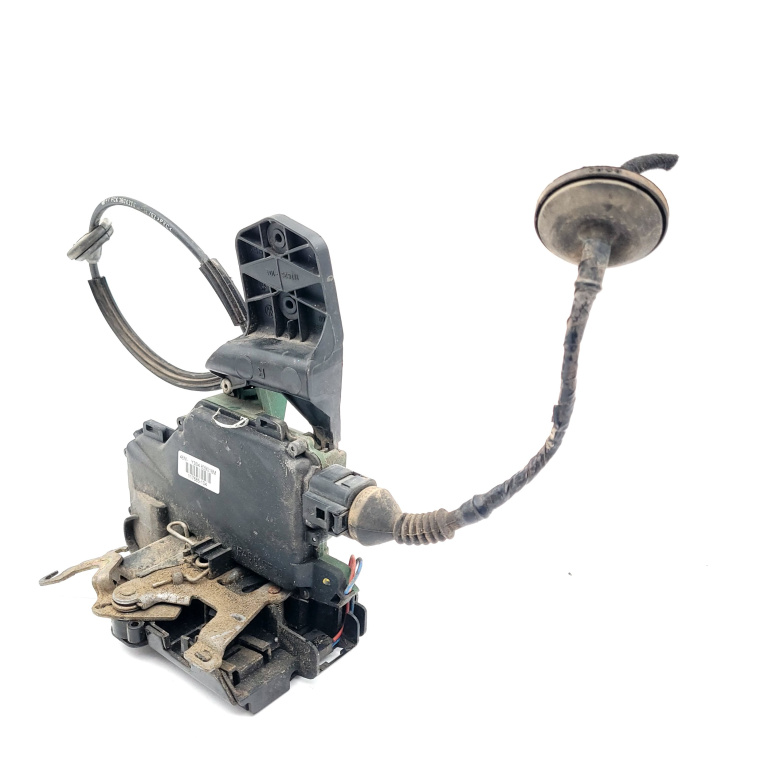 Broasca Usa Spate,dreapta VW PASSAT B5, B5.5 1996 - 2005 Y3B4839016M, Y 3B4 839 016 M, 46MY3B4839016M, 46MY-3B4839016M, 117685104, 117685-104, 3B0837868, 3B0 837 868