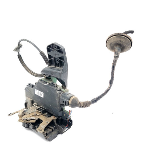 Broasca Usa Spate,dreapta VW PASSAT B5, B5.5 1996 - 2005 Y3B4839016M, Y 3B4 839 016 M, 46MY3B4839016...