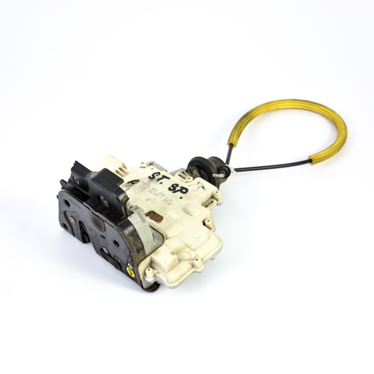 Broasca Usa Spate,stanga Audi A6 (4F, C6) 2004 - 2011 4F0839015