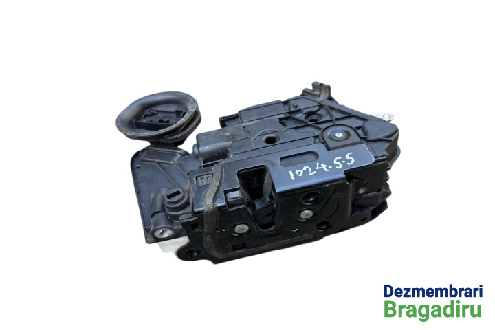 Broasca usa spate stanga Cod: 5K4839015B Volkswagen VW Golf 6 [2008 - 2015] Hatchback 5-usi 1.4 TSI MT (122 hp) Cod motor: CAX, Cod cutie: MCB