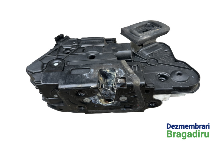 Broasca usa spate stanga Cod: 5K4839015B Volkswagen VW Golf 6 [2008 - 2015] Hatchback 5-usi 2.0 TDI MT (110 hp) Cod motor CBDC Cod culoare LB9A