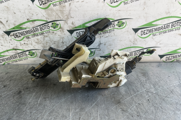 Broasca usa spate stanga XS41A26413CQ / XS41-A26413-CQ Ford Mondeo MK3 [2000 - 2003] Liftback 1.8 MT (110 hp)