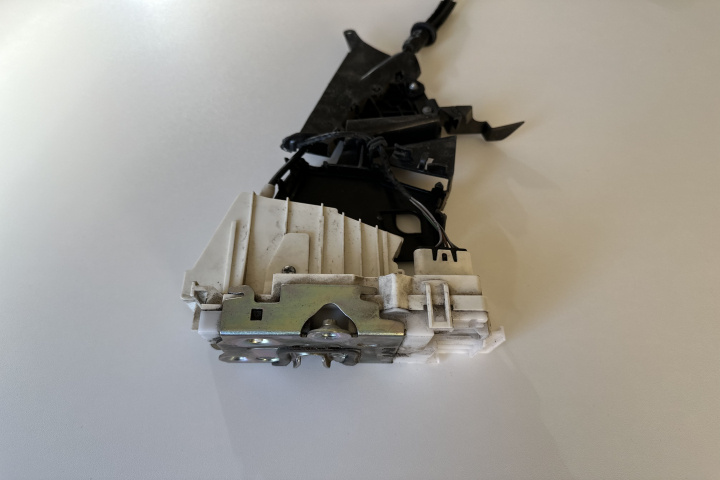 Broasca usa stanga fata 1697202735 Mercedes-Benz B-Class W245 [2005 - 2008]