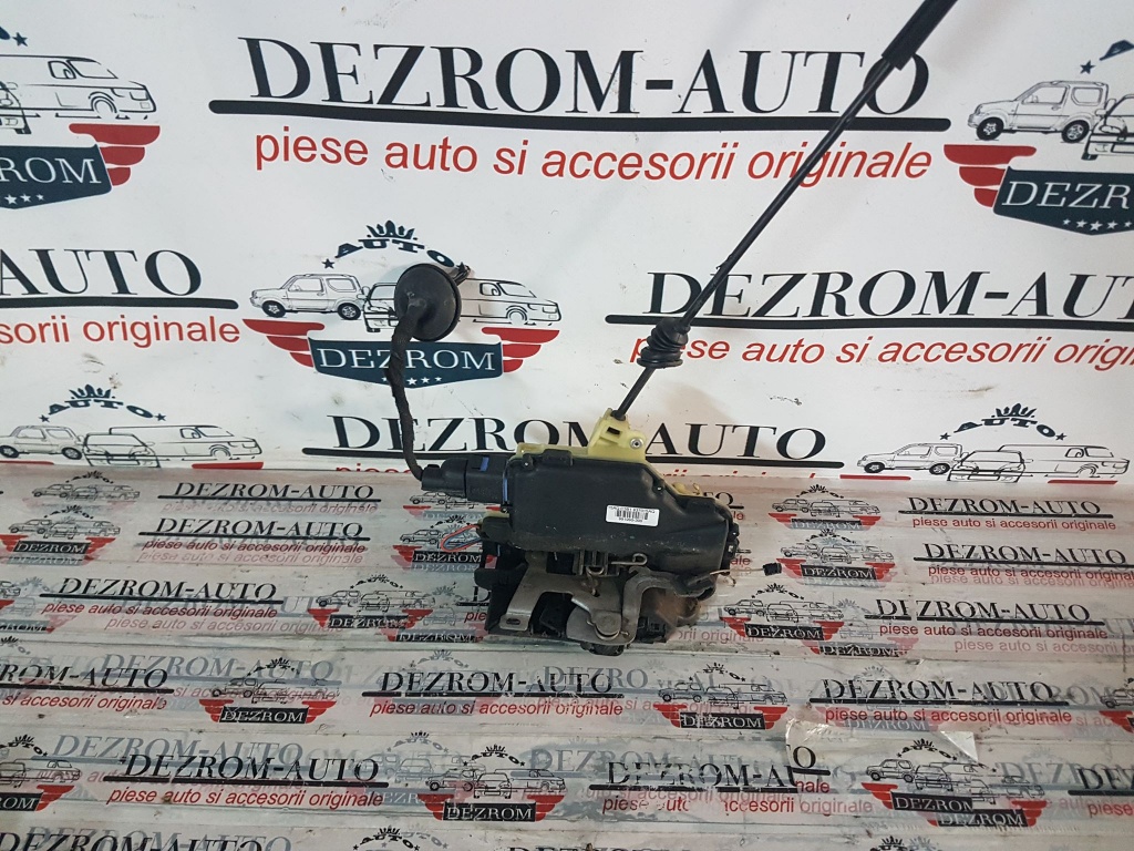 Broasca usa stanga fata 3B1837015AQ vw polo 9n