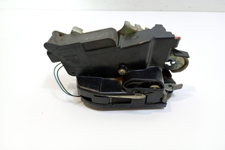 Broasca usa stanga fata 56201004001 Mercedes-Benz Vito W639 [2003 - 2010]