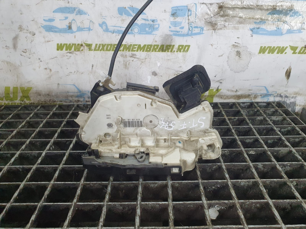 Broasca usa stanga fata 5k1837015e Audi A1 8X [2010 - 2014]