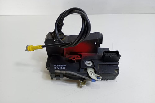 Broasca usa stanga fata 7700311807 Opel Vivaro A [2002 - 2006]