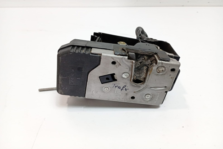 Broasca usa stanga fata 8200008247 Opel Vivaro