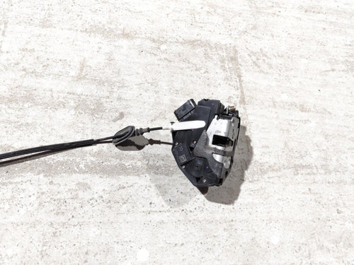Broasca usa stanga fata 8A6A-A21813-AC Ford Fiesta VI 1.25 benzina an fab. 2008 - 2017
