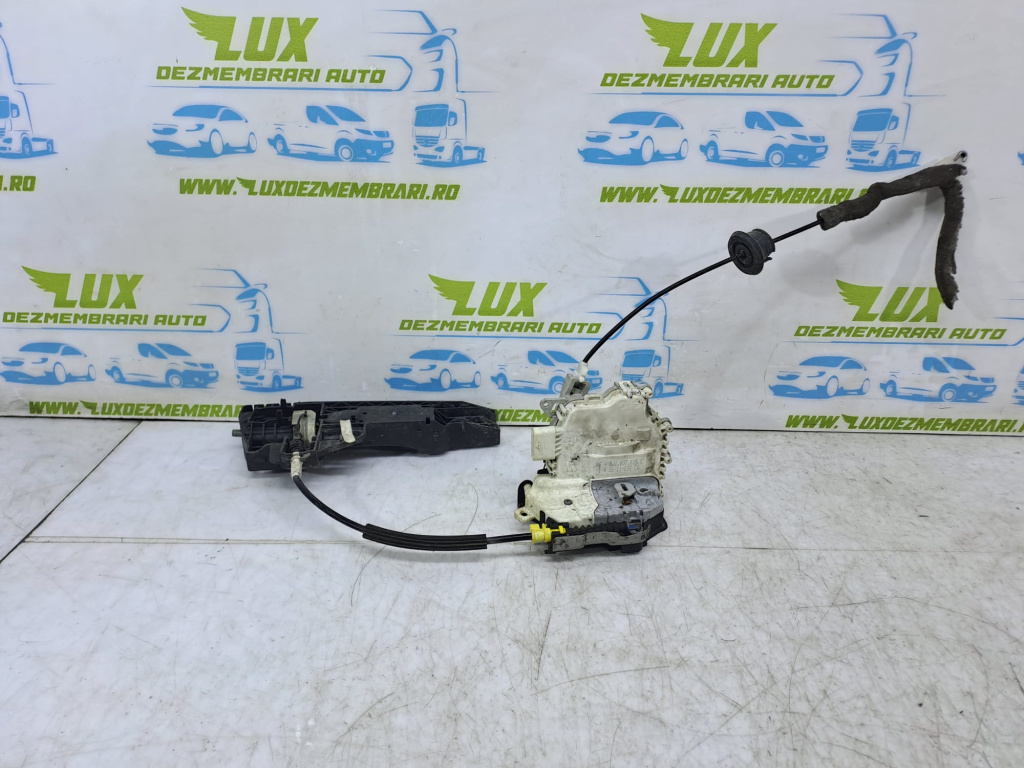 Broasca usa stanga fata 8j2837015c Audi 