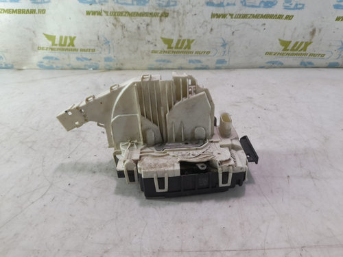 Broasca usa stanga fata A2047201535 Mercedes-Benz CLS-Class C218/X218 [2011 - 2014] 3.0 cdi om642854