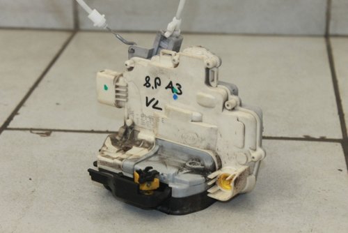 Broasca usa stanga fata audi a3 8p cod 4f1837015e