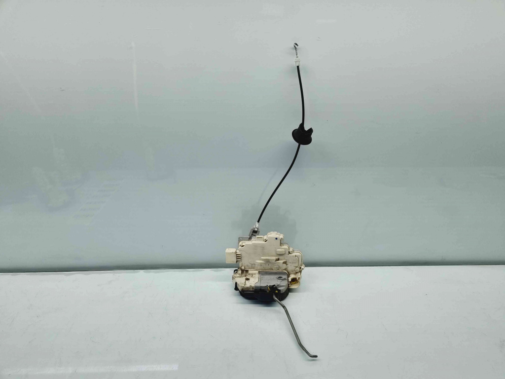 Broasca usa stanga fata Audi A4 (8EC, B7) [Fabr 2004-2008] 8E1837015AA